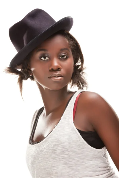 Όμορφη νεαρή κοπέλα μαύρο — Φωτογραφία Αρχείου