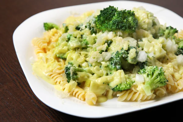 Pasta con brócoli —  Fotos de Stock
