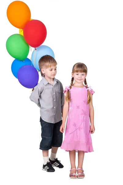 Chico y chica romance con globos en blanco — Foto de Stock
