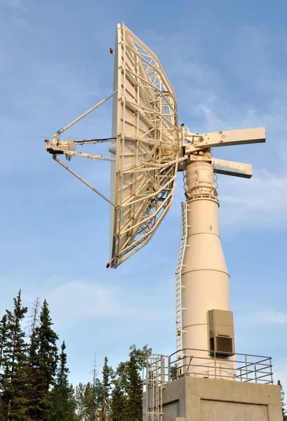 Anteny satelitarnej łączności — Zdjęcie stockowe