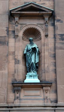 Saint peter heykel tarihi saint peter ve paul Bazilikası'nın dışında