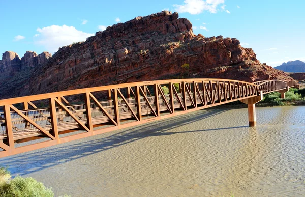 Moab horské kolo most přes řeku colorado — Stock fotografie