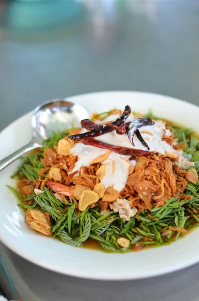 タイ風スパイシー サラダ — ストック写真
