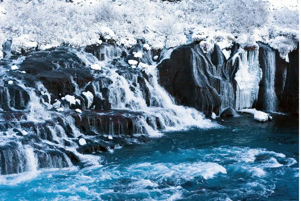 Hraunfossar vattenfall i vinter - Island — Stockfoto