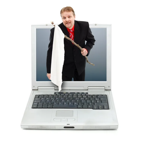 显示白色旗子从笔记本电脑的男人 — 图库照片