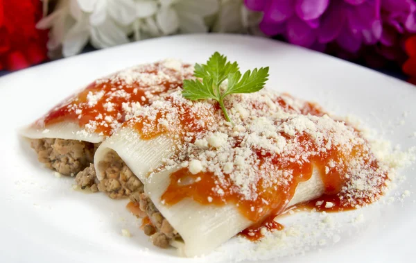 Ground Beef Cannelloni — Stock Photo, Image