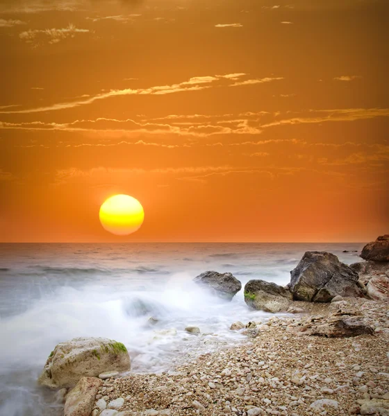 Θάλασσα στο ηλιοβασίλεμα — Φωτογραφία Αρχείου