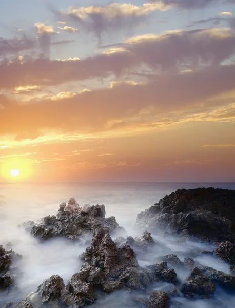 Море и закат — стоковое фото