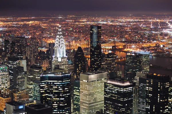 美国纽约市曼哈顿的天际线鸟瞰黄昏 — 图库照片