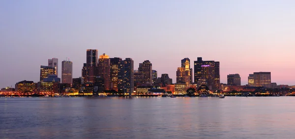 Boston panorama del centro al atardecer — Foto de Stock
