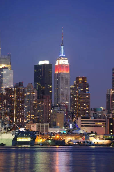 Midtown Manhattan'da bina new york şehri İmparatorluk Devleti — Stok fotoğraf