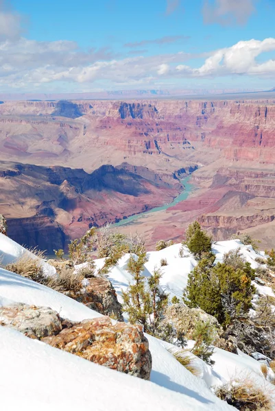 Vista panorámica del Gran Cañón en invierno con nieve —  Fotos de Stock