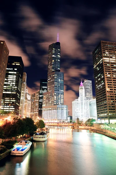 芝加哥河步行 — 图库照片