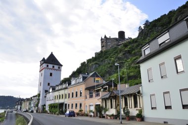 Town of St. Goarshausen and Katz Castle clipart