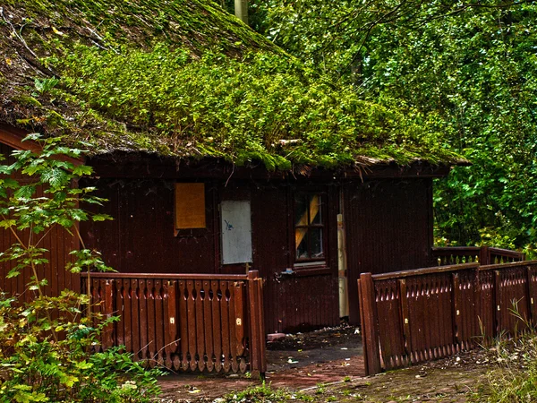 Vecchio cottage invaso — Foto Stock