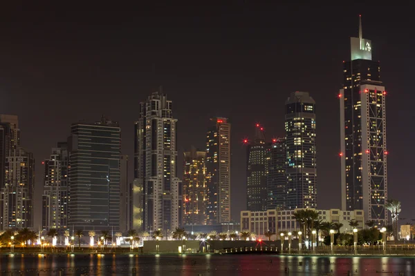 Dubai på natten — Stockfoto