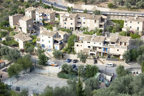 Blick auf kleines Dorf deia, Mallorca — Stockfoto