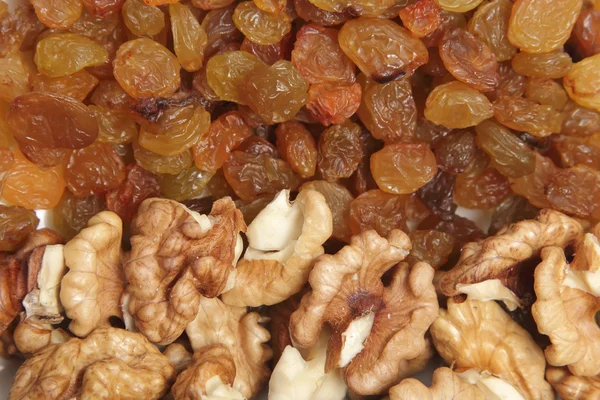 Ořechy a rozinkami — Stock fotografie