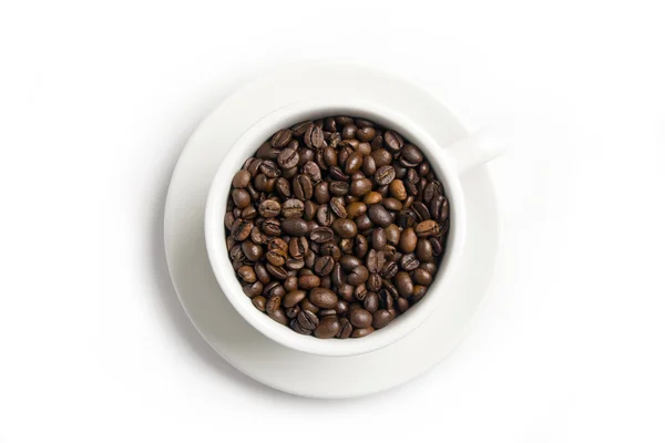 カップの中のコーヒー豆 — ストック写真