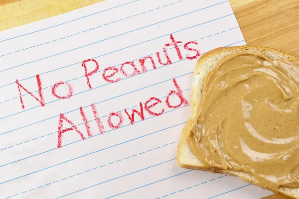 Keine Peanuts erlaubt — Stockfoto