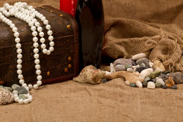 Mořské perly a kameny — Stock fotografie