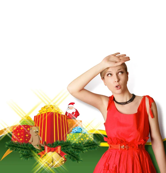 Mulher em vermelho com presentes de Natal — Fotografia de Stock