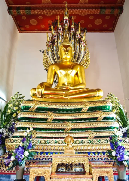 Buddha szobor, a wat pho, bangkok, Thaiföld — Stock Fotó
