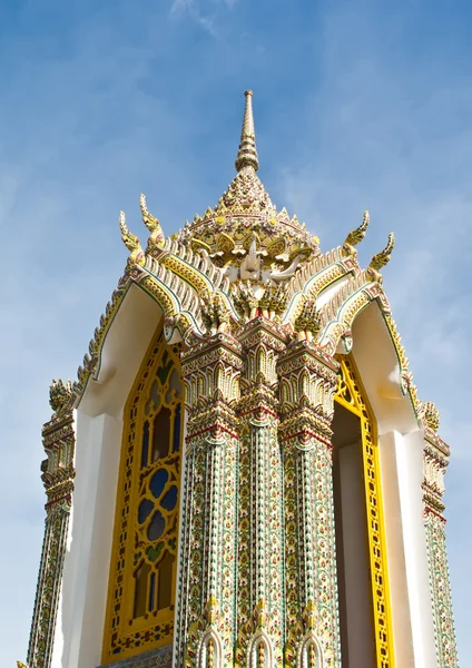 在 wat ratchabophit 寺、 泰国塔 — 图库照片