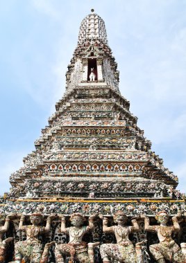 bir pagoda, wat arun (şafak Tapınağı)