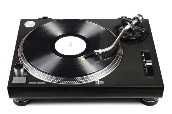 DJ Plattenspieler mit Tonarm auf Schallplatte isoliert auf weiß — Stockfoto