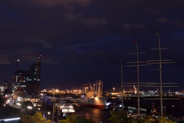 Hamburg at night clipart