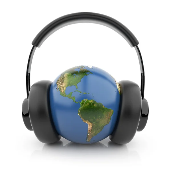 The Earth globe with black audio headphones 3D. Isolated on whit — Stock Photo, Image