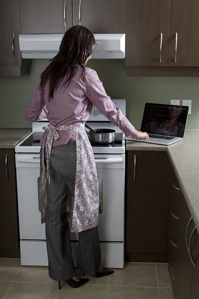 High tech cooking — Stock Photo, Image