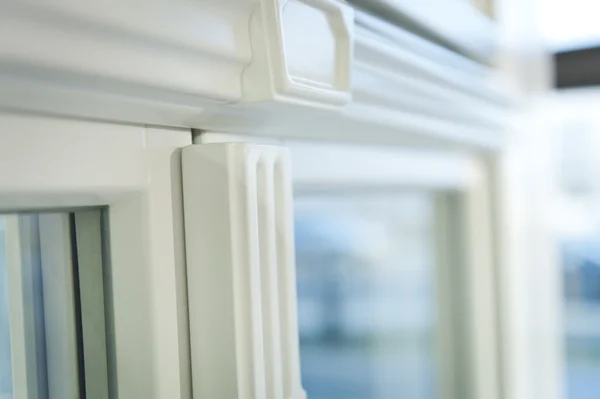 Detail staré bílé okno — Stock fotografie