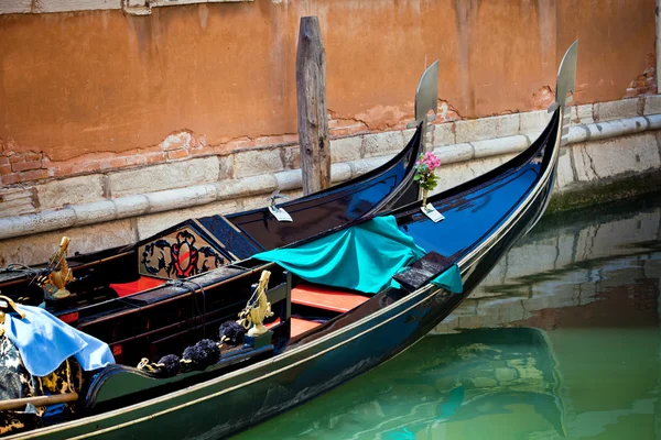 Gondolas i Venedig, Italien — Stockfoto