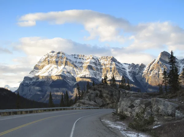 Montanhas Rochosas no Parque Nacional Jasper — Fotografia de Stock