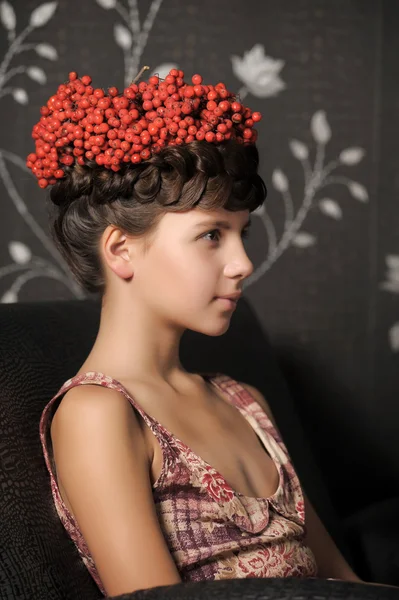 Dziewczyna z pęczków w jej włosy popiołu — Zdjęcie stockowe
