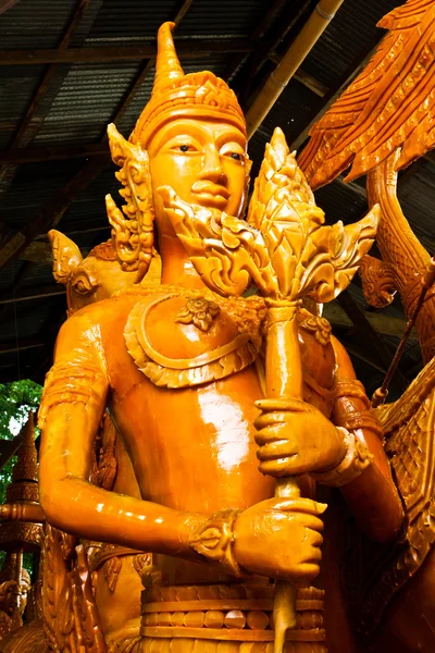 Thajském stylu vosk angel socha v svíčka festival v ubonratchatha — Stock fotografie
