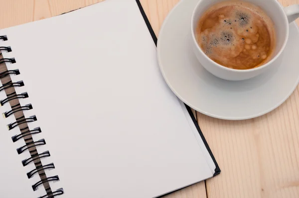 Caderno e café — Fotografia de Stock