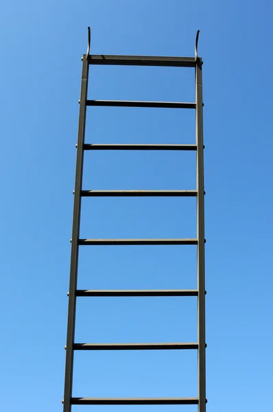 Ölçekleme merdiven — Stok fotoğraf
