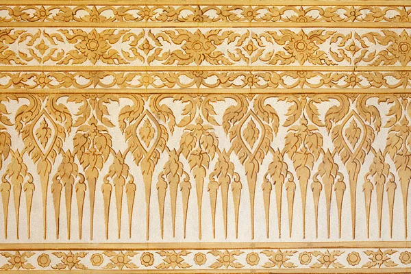 Thaise traditionele klassieke patroon op tempel muur — Stockfoto