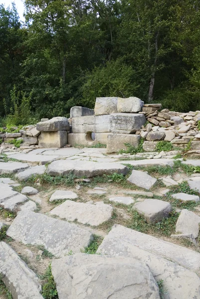 Dolmen. Antiguo monumento de piedra . —  Fotos de Stock