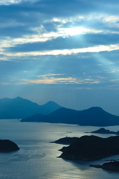 海の島の日の出風景 — ストック写真
