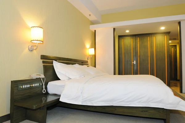 Hotel bedroom — Stock Photo, Image