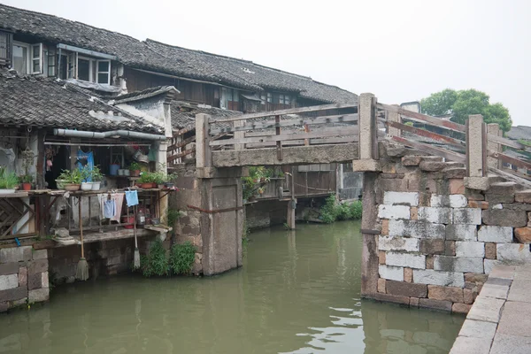Chine ancien bâtiment dans la ville de Wuzhen — Photo