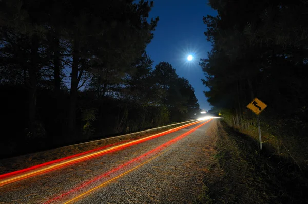 Coches en la carretera — Foto de Stock