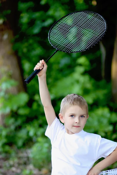 Chico con raqueta —  Fotos de Stock