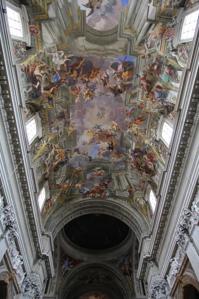 Rzym - barokowy kościół — Zdjęcie stockowe