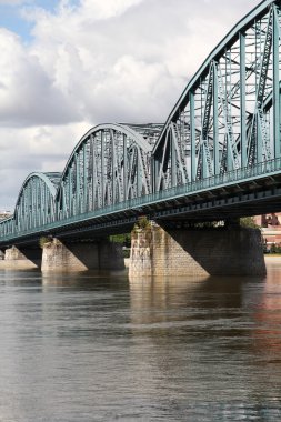 Vistula Köprüsü, Polonya