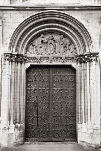 Dveře kostela — Stock fotografie